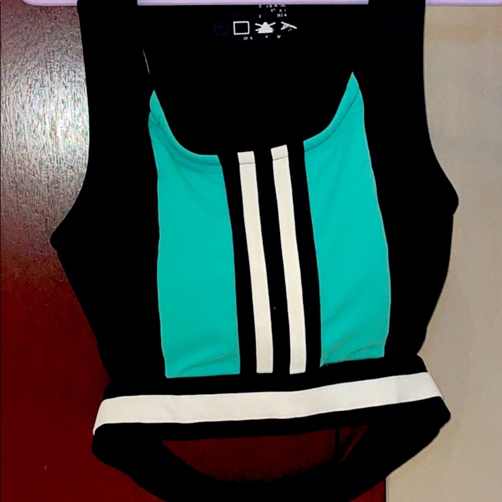 Hot Sports Bra! Worn Once - Size Small